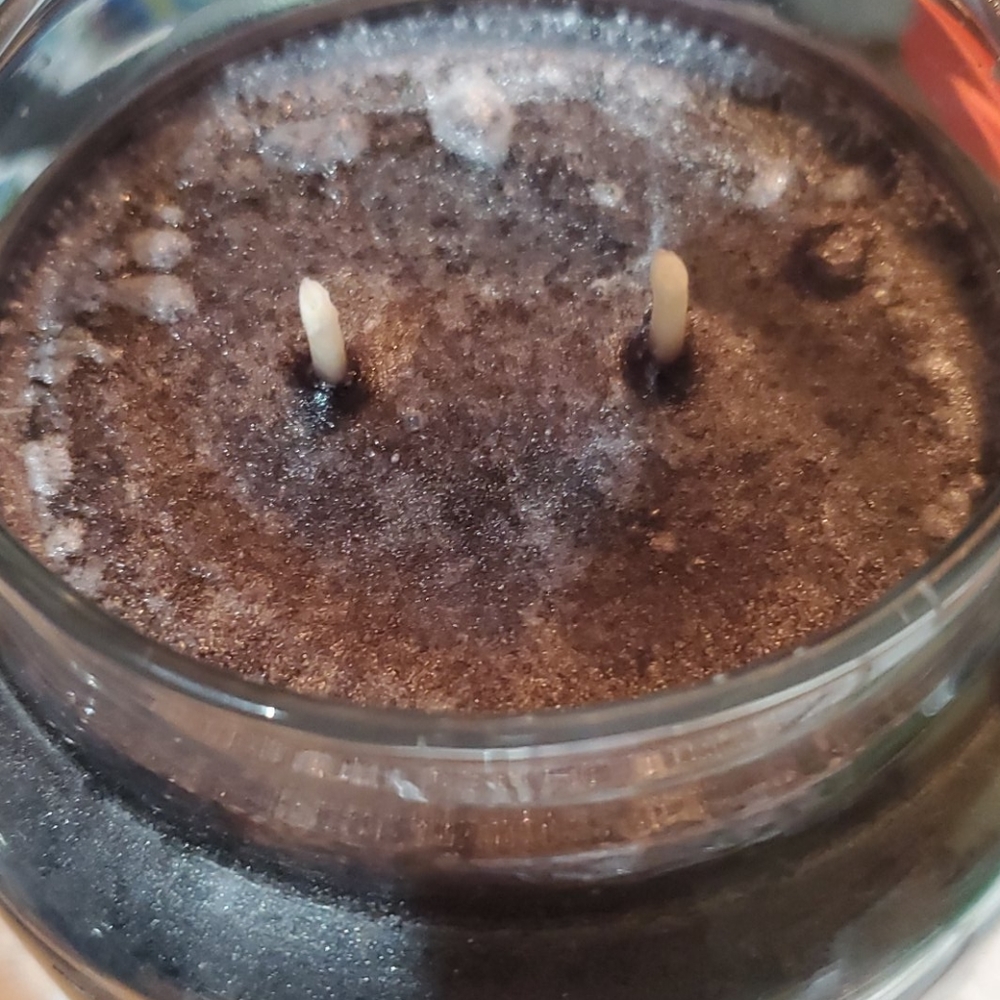 Candle - Picture 2 of 3
